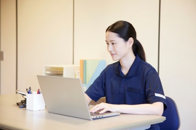 ニチイケアセンター新万の求人画像