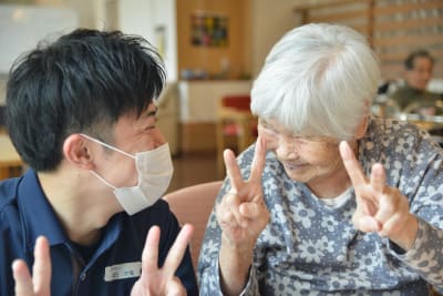 老人保健施設ひまわりの求人画像