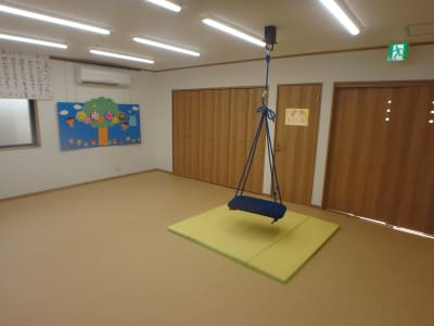 スウィングキッズの求人画像