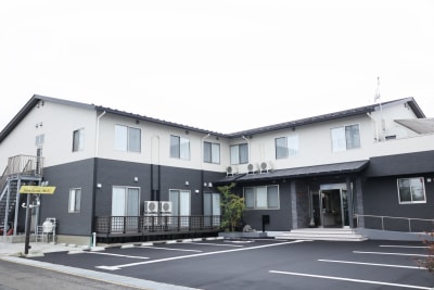 サンクラッソみきの求人画像