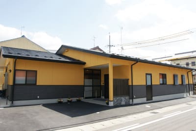 ファミリーケア長良の求人画像