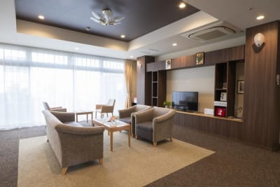 イリーゼ西宮の沢の求人画像