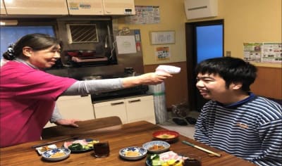 Happyらいふの求人画像