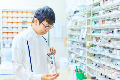 とまと薬局　浦和店の求人画像