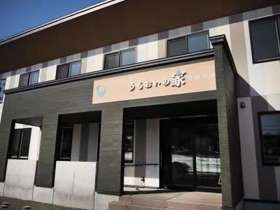 サービス付き高齢者向け住宅　うるおいの家　芸術の森の求人画像