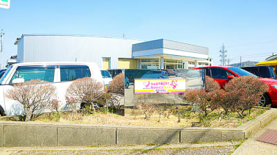 seif-A・ハニービー額新保の求人画像