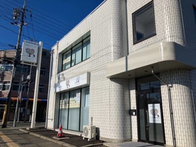ついんずくらぶの求人画像