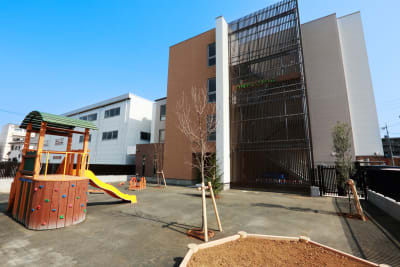 八幡 おひさまの森こども園の求人画像