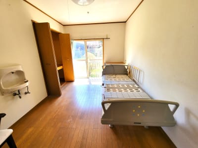 有料老人ホームにしだての求人画像