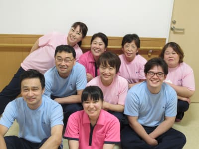 ともえ学園の求人画像