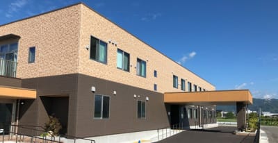 有料老人ホームかがやき高木瀬の求人画像