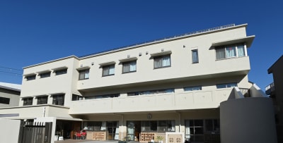 クローバーこども園の求人画像