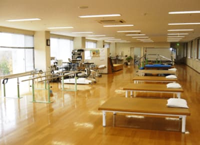 医療法人社団泉仁会　介護老人保健施設豊生苑の求人画像