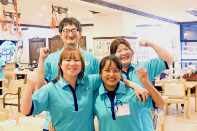 デイサービスセンター泉共　北6条の求人画像