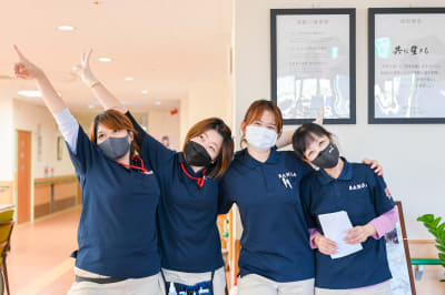 やとみ翔裕館　特定施設入居者生活介護の求人画像