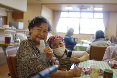 ケアハウスやまぶきの求人画像