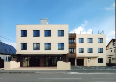 住宅型有料老人ホームしらゆりの求人画像