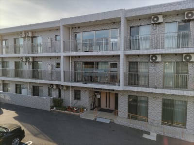 住宅型有料老人ホーム KANWA PLUS 白鳥の求人画像