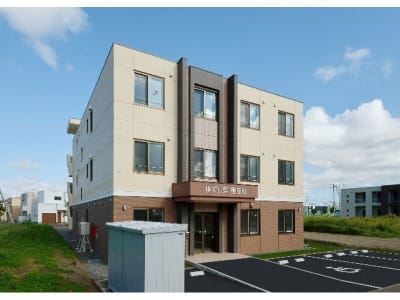 サービス付き高齢者向け住宅　ゆずり葉明日風の求人画像