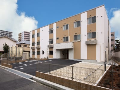 ココラ日根野の求人画像