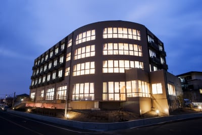 サービス付高齢者住宅　せんだんの丘の求人画像