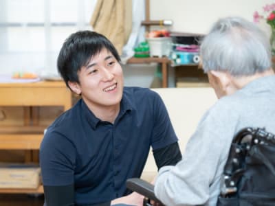 介護老人保健施設　新橋ばらの園の求人画像