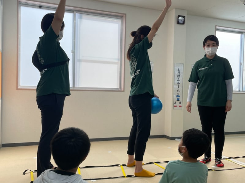 まかろんキッズ名島教室