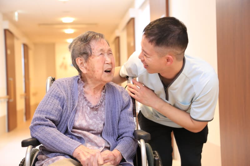 ロイヤルホーム春日井