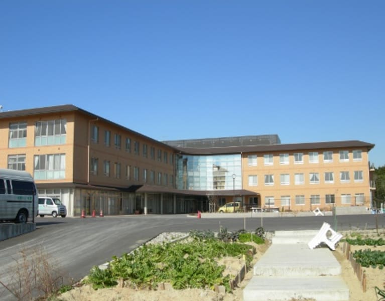 介護保健老人施設榊原