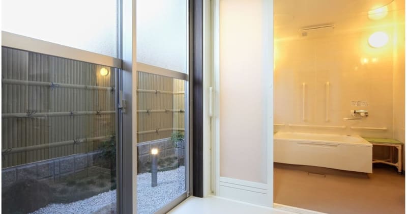 サービス付き高齢者向け住宅　ケア・ブリッジ伊丹