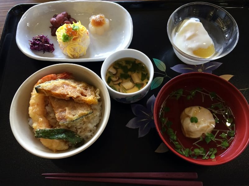 指定介護老人福祉施設みこころの園