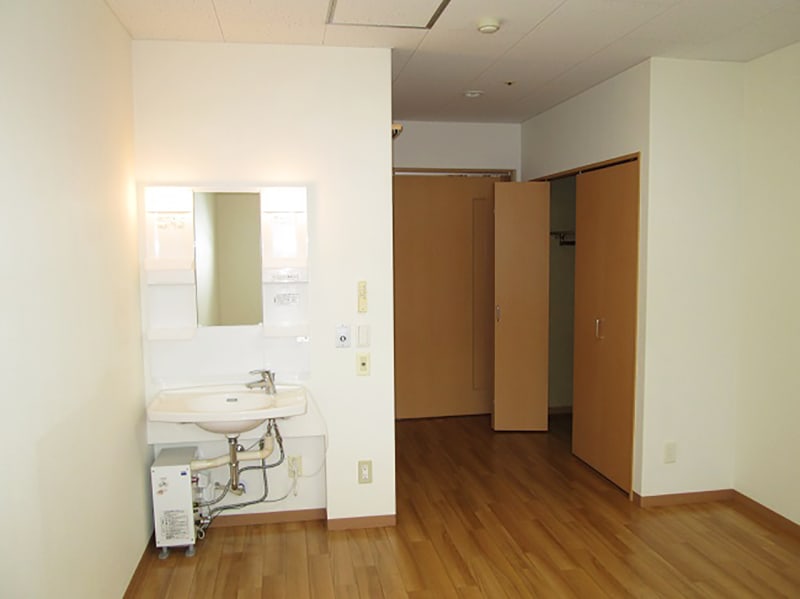 サービス付き高齢者向け住宅　ふれあいの里　華音