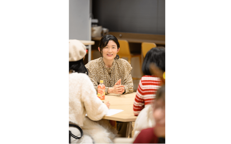 ”kaigoカフェでの和やかな交流の時間”/