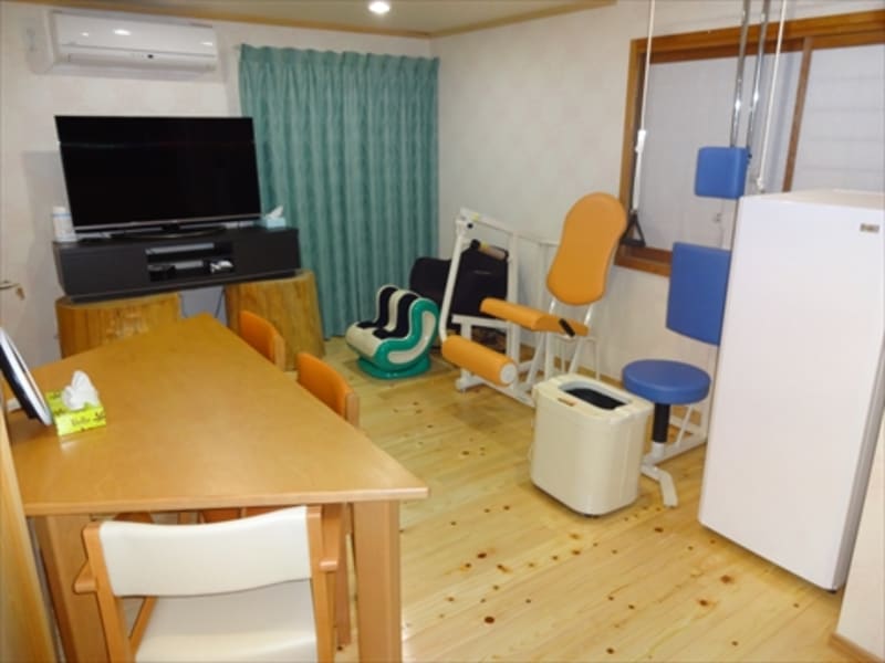 ふれあいサロン　太陽わらびお