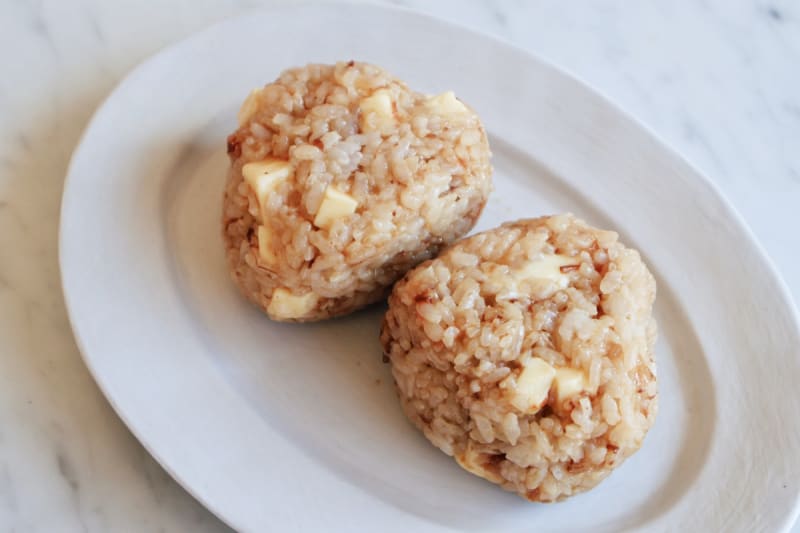 おかかチーズおにぎり