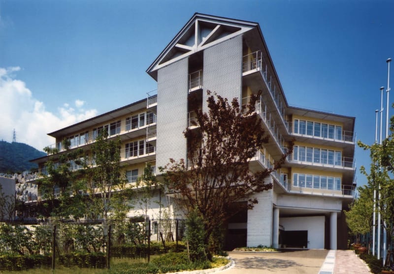 カネディアンヒル介護老人保健施設